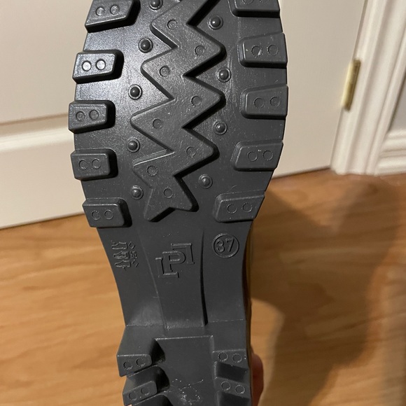 Suede and rubber boots - woman’s size 5-5.5 🤩 (3/15) - Picture 5 of 5